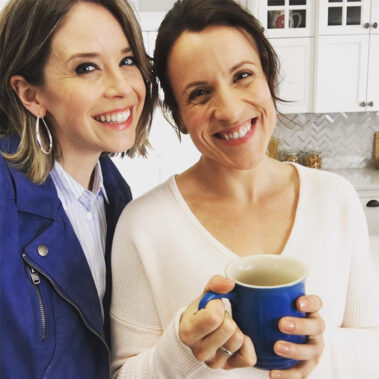 Pub - Anik Lefebvre et Sabrina Cournoyer